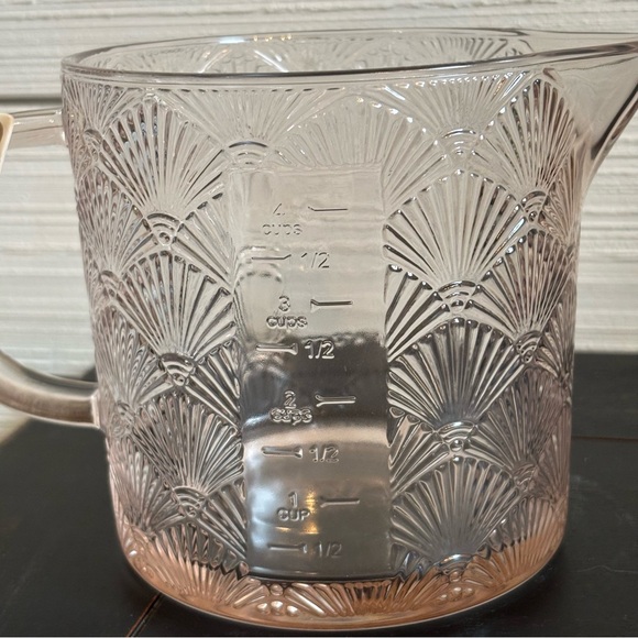 CWC Glass Measuring Cup 33oz ~ 4 Cups PINK Seashell Design NEW Microwaveable - Picture 14 of 15